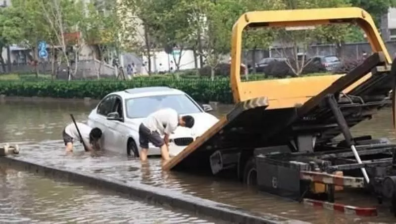 車子泡水了不用怕!車廠老闆教你如何解救你的車!收藏起來!以後可能有用到!