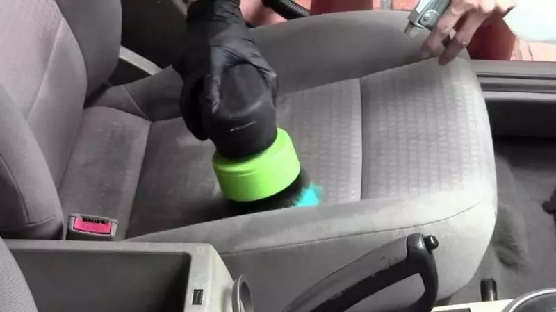 車子泡水了不用怕!車廠老闆教你如何解救你的車!收藏起來!以後可能有用到!