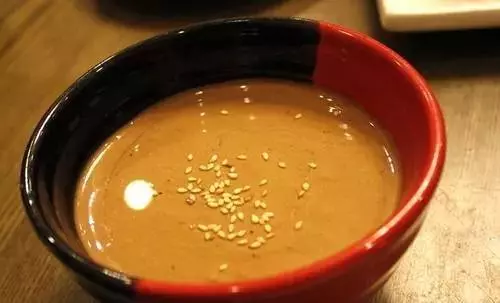 每天1小茶匙,補鈣勝過20杯牛奶,膝蓋關節不再痛了哦!