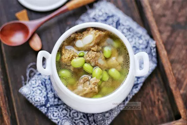 秋冬滋補離不開湯水,這6道湯鮮美好喝,滋陰潤燥,常喝體質強