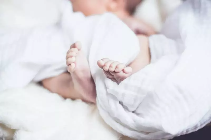 某男大學生一夜「硬」上2次!女中學生痛哭指控:剛穿好褲子又要