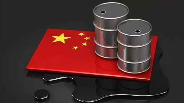 事物總是不進則退!美國在擔憂!開始緊盯人民幣原油期貨,事情新變化已經事實