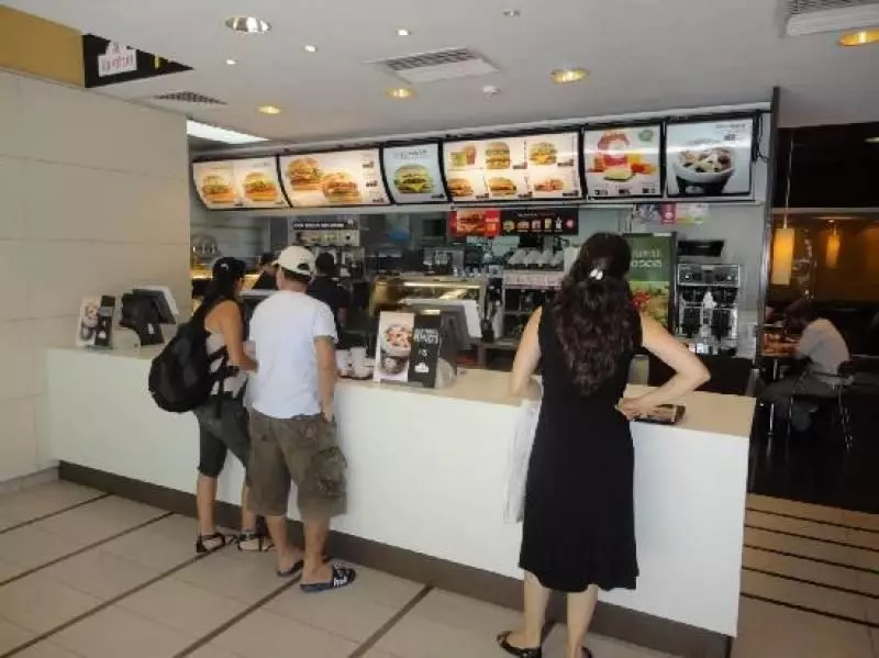 大馬 McD 促銷!炸雞和6塊Nugget只需RM1!這麼便宜!等下就去吃!