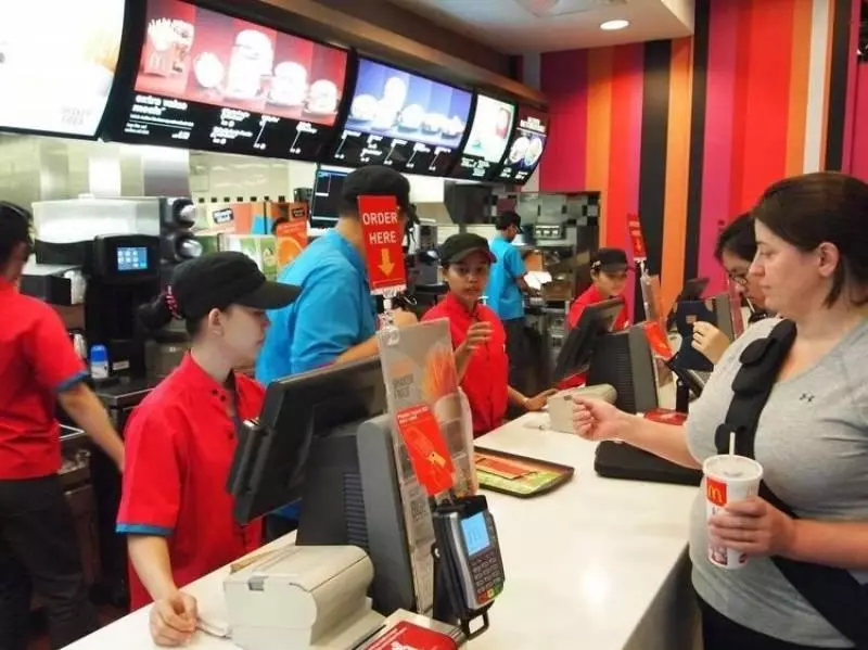 大馬 McD 促銷!炸雞和6塊Nugget只需RM1!這麼便宜!等下就去吃!