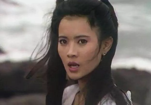 藍潔瑛如此重情義,去世後才發現錢包里竟放著恩人與她女兒照片,網友:沒想到竟是她,人美心更美…