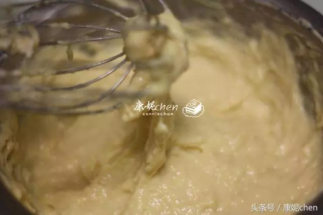 這發糕有蛋糕的香味和口感,做法更簡單,柔軟有彈性,好吃不上火