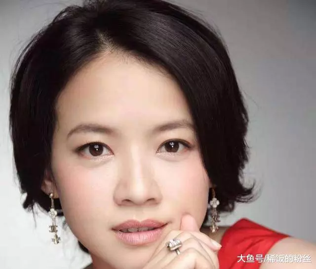 曾寶儀在節目主動替父回應「藍潔瑛事件」,果然虎父無犬女