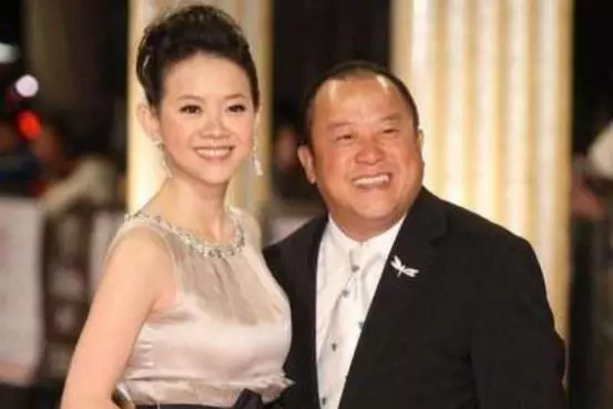 曾寶儀在節目主動替父回應「藍潔瑛事件」,果然虎父無犬女
