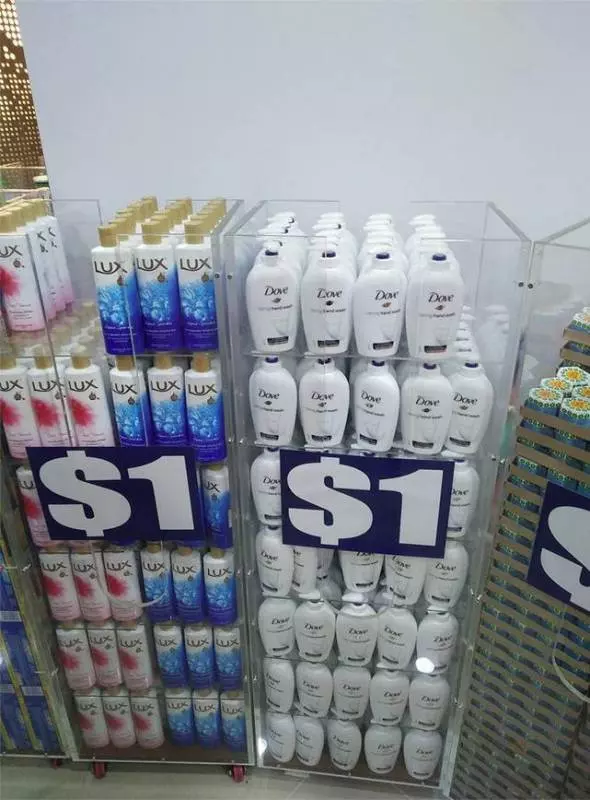 新加坡1元日用品店!全場SGD1!!「便宜」背後的真相竟是......