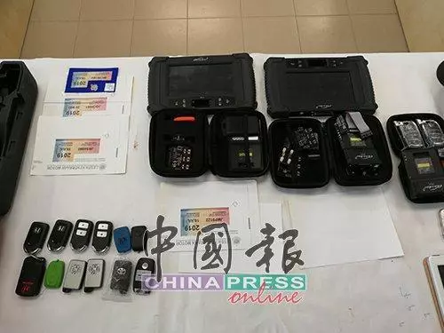 3分鐘偷走一輛Vellfire!市價賣20萬 竟以2萬脫手 【全程視頻曝光】
