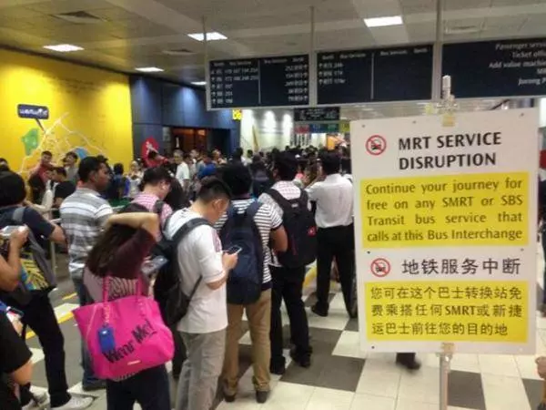 【獻給在新加坡打拚的朋友】家人以為新加坡是『天堂』,我不會說,我是這樣生活的!!