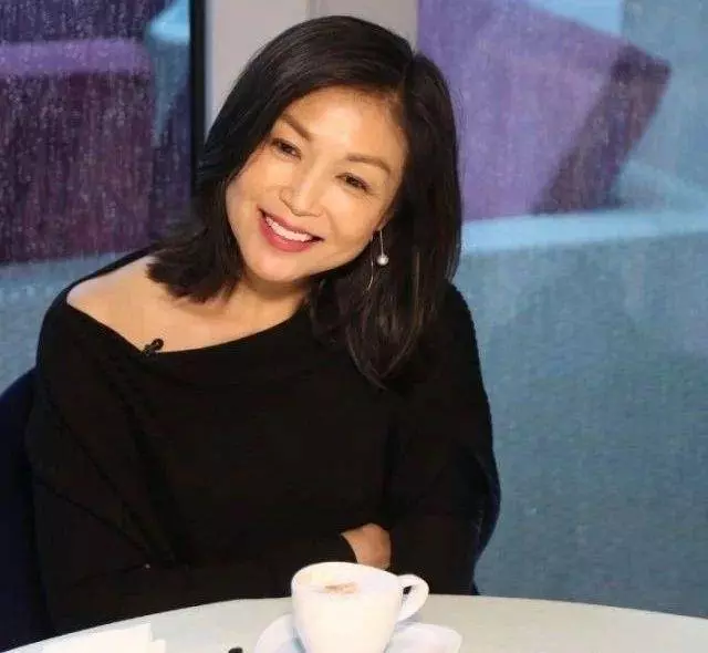 【大馬媳婦張鳳妮】52歲前港姐兼前TVB花旦的她嫁到大馬20年,自爆婚後過著這樣的生活