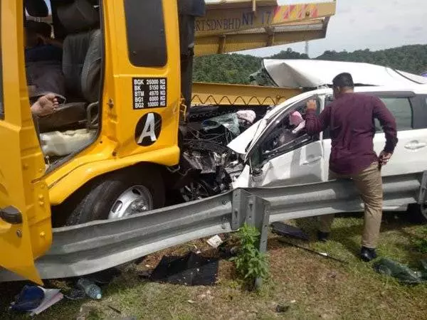 恐怖車禍 羅釐4車連環撞奪4命!!