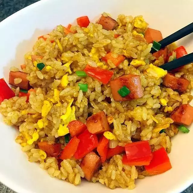 懶人必備簡單又好做的【9種炒米飯】大魚大肉吃膩了不如來碗炒米飯吧!