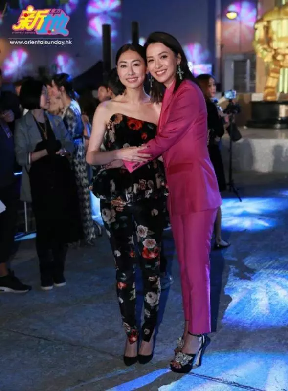 【2019 TVB節目巡禮】全台花旦小生盛裝「斗靚」,大馬全民女神黑天鵝裝扮出場