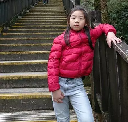 小男孩6歲起不剪髮 理由卻讓人感動