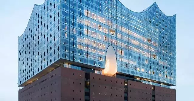 看看德國人的作品,這才是建築設計,我們叫「畫圖」……