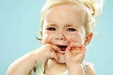 如果你家孩子有這些小動作,家長一定要多疼愛一些!