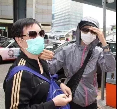 藍潔瑛姐姐去認屍,被殮房怒懟:人都臭了,現在好意思才來