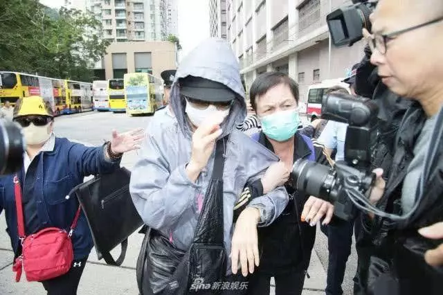藍潔瑛姐姐去認屍,被殮房怒懟:人都臭了,現在好意思才來
