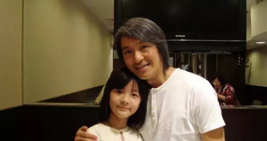 娛樂圈五對干父女,前三對是「模範父女」,後兩位讓乾女兒懷孕了
