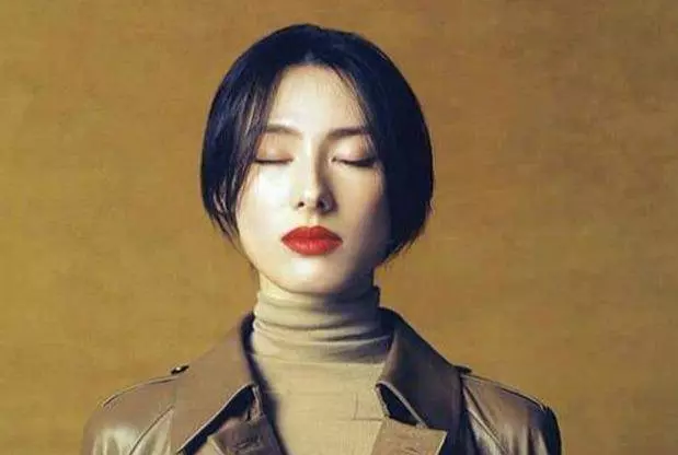 李嘉誠的大兒媳是她,怪不得梁洛施耗盡心思不能進入豪門
