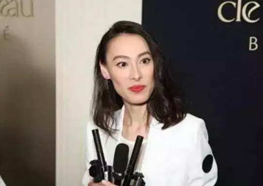李嘉誠的大兒媳是她,怪不得梁洛施耗盡心思不能進入豪門