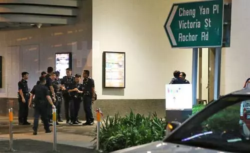 【情海翻波?!】 妙齡女留中英遺言 商場跳下自盡!