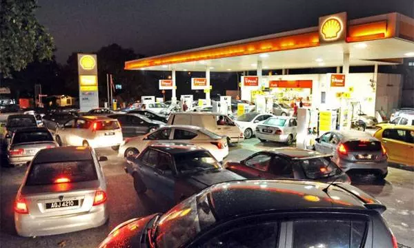 汽車經常更換不同品牌汽油 這樣對汽車會有傷害嗎?