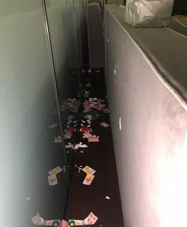 林志穎深夜吐槽三個兒子太調皮,家裡一片狼藉,網友:不是擺拍!