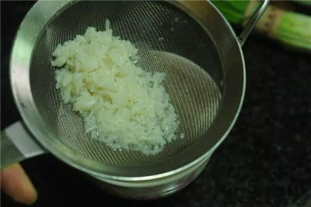 雞這樣做最好吃,不加一滴水,越燜越香,下酒又下飯,做法特簡單