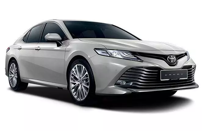 2018 TOYOTA CAMRY 正式在大馬發布！HONDA ACCORD 和 NISSAN ALTIMA 穩了！！！