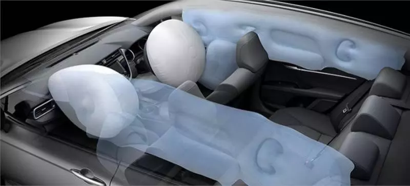 2018 TOYOTA CAMRY 正式在大馬發布！HONDA ACCORD 和 NISSAN ALTIMA 穩了！！！