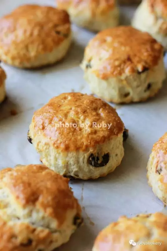 英式快手點心~葡萄乾司康(Scone)