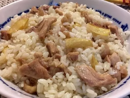 麻油雞飯的詳細做法,今天就來一鍋熟吧!!