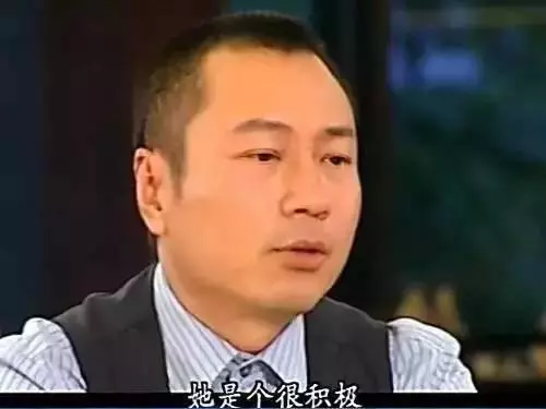 三屆TVB視帝,拋棄10年糟糠,為娶小三與母親斷絕關係