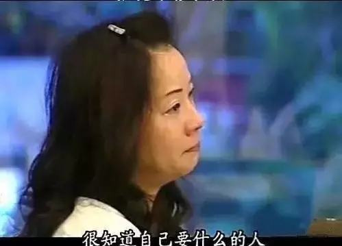 三屆TVB視帝,拋棄10年糟糠,為娶小三與母親斷絕關係