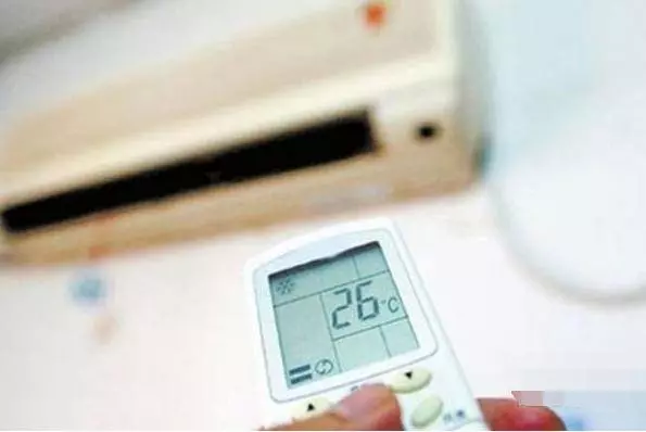 開空調時一定要按這個按鈕,一個夏天下來電費比鄰居少幾千塊!
