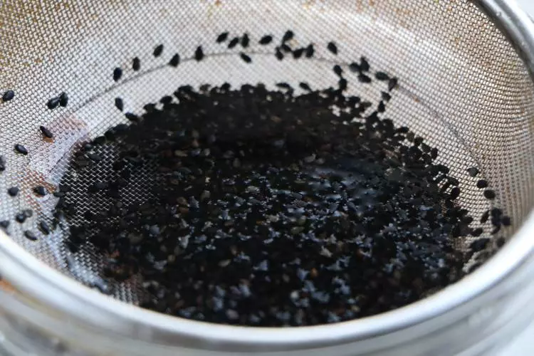 我家隔三差五就喝,濃郁香甜,養顏補血,氣色不好的女人記得要多喝