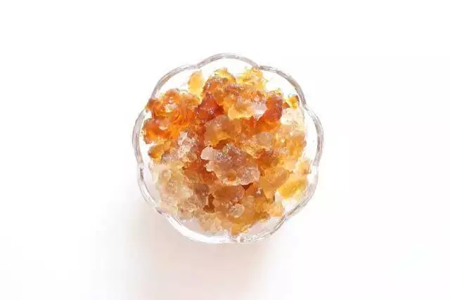 美容養顏,桃膠的7種吃法!!!!女人一定要多吃!!美容養顏抗衰老,味道非常好...