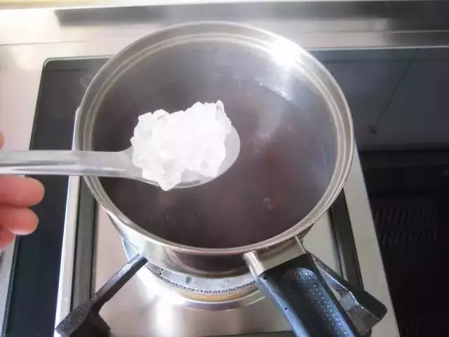 美容養顏,桃膠的7種吃法!!!!女人一定要多吃!!美容養顏抗衰老,味道非常好...