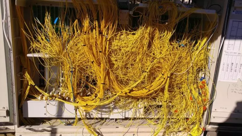 最紓壓的哪種!他被要求整理電箱電線 9天後...網友集體下跪拜神:求你來我家幫忙!