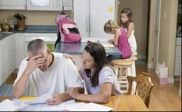 想要孩子有出息,父母在這5件事上要「狠」,可惜很多家長捨不得!