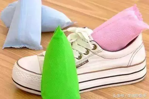 鞋子穿久了鞋臭腳臭?只需這樣做,立馬讓你一點臭味都沒有!
