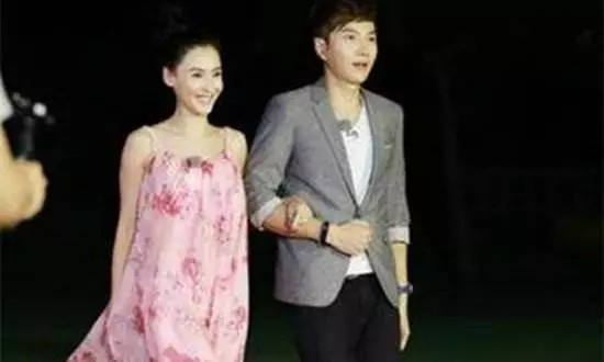 張柏芝被曝與小9歲的小鮮肉下個月結婚,王菲的5個字暴露人品