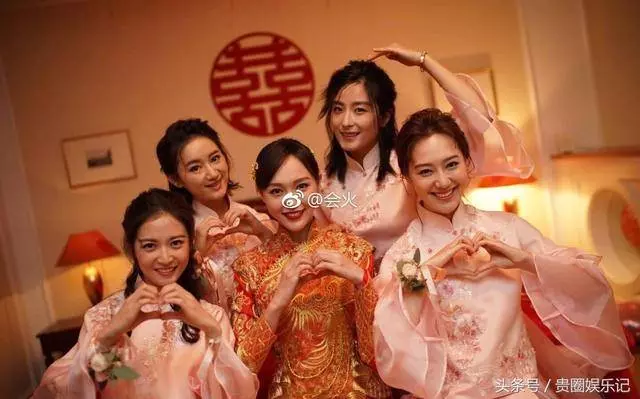 唐嫣羅晉婚禮現場曝光,伴娘郭曉婷伴郎明道等人,胡歌以嘉賓出席