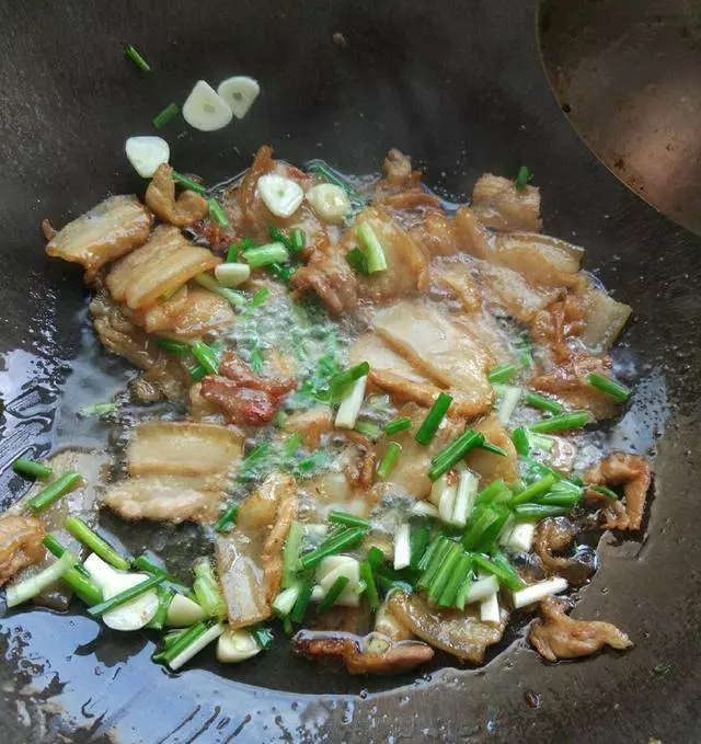 這菜,補鈣健腦抗衰老,鈣含量是雞蛋的8倍,是核桃的18倍