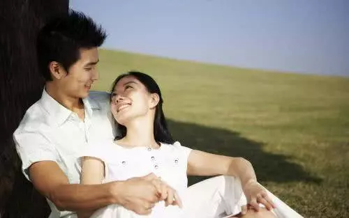 婚後和婆婆吵架氣得我回娘家,回家時無意聽到婆婆說的話火冒三丈