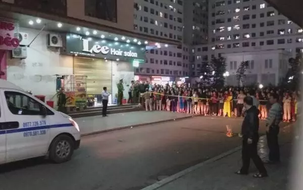 廁所產子父不詳!從31樓狠拋慘死 ! 21歲濫交女大生, 真面目曝光!