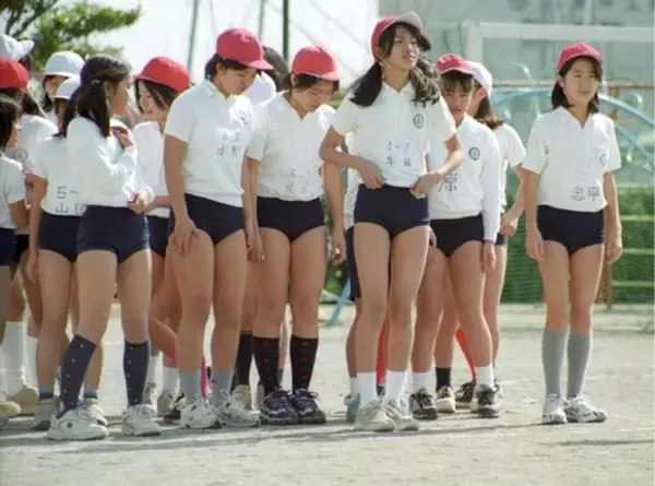 日本女學生都穿超緊運動短褲?「有穿等於沒穿」黑歷史